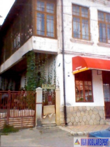 vila-10-camere-teren-1200-mp-campulung-19