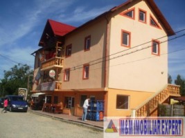 pensiune-7-camere-spatiu-comercial-teren-640-mp-stalpeni-arges-1