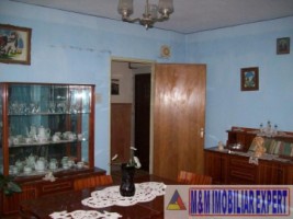 vand-apartament-3-camere-campulung-muscel-visoi-arges-4