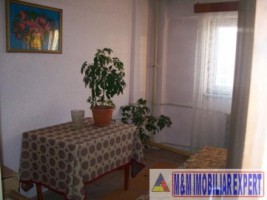 vand-apartament-3-camere-campulung-muscel-visoi-arges-5