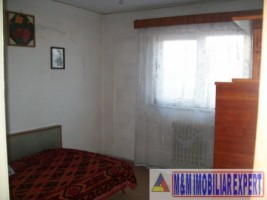 vand-apartament-3-camere-campulung-muscel-visoi-arges-8