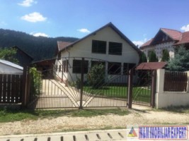 vila-4-camere-teren-700-mp-leresti-1