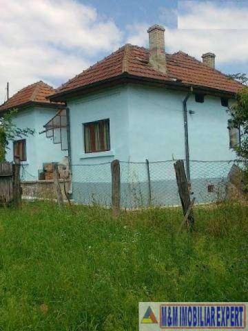 casa-3-camere-teren-2400-mp-de-vanzare-in-apa-sarata-campulung-muscel-arges
