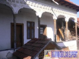 apartament-3-camere-in-vila-teren-2000-mp-leresti-3