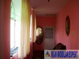 casa-2-camere-teren-2000-mp-campulung-11