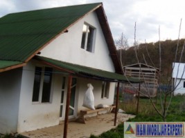 vila-cu-12-camere-si-ferma-pe-14-ha-mihaesti-arges-ideal-pentru-investitii-in-agroturism-11
