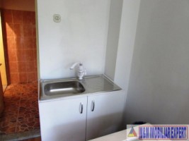 casa-3-camere-teren-4900-mp-cetateni-11