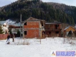 vila-8-camere-teren-500-mp-rucar-satic