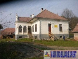 conac-boieresc-9-camere-32-ha-teren-reghin-ms