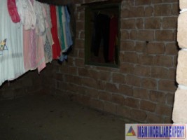 vila-noua-6-camere-la-rosu-si-teren-de-400-mp-poienarii-de-muscel-arges-13