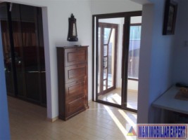 vand-vila-4-camere-teren-800-mp-pitesti-calea-campulung-arges-3