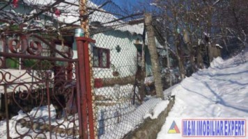 rezervat-iule-2025-casa-4-camere-teren-900-mp-de-vanzare-pe-calea-pietroasa-in-campulung-muscel-arges-2