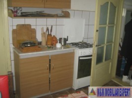 ocupat-sept-2025-casa-cu-2-camere-si-teren-de-3500-mp-de-inchiriat-in-bughea-de-jos-arges-oportunitate-pentru-locuinta-si-activitati-agricole-9