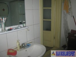 ocupat-sept-2025-casa-cu-2-camere-si-teren-de-3500-mp-de-inchiriat-in-bughea-de-jos-arges-oportunitate-pentru-locuinta-si-activitati-agricole-8