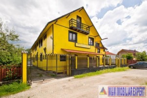 vila-tip-pensiune-cu-28-camere-si-teren-de-1500-mp-de-vanzare-in-cetateni-arges-2