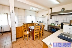 vila-tip-pensiune-cu-28-camere-si-teren-de-1500-mp-de-vanzare-in-cetateni-arges-7
