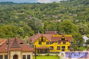 vila-tip-pensiune-cu-28-camere-si-teren-de-1500-mp-de-vanzare-in-cetateni-arges-24