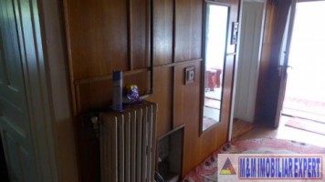 casa-10-camere-teren-1000-mp-campulung-8