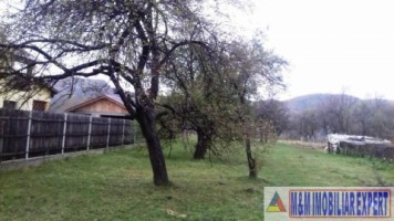 vand-teren-intravilan-2400-mp-schitu-golesti-arges-pentru-constructii-rezidentiale-sau-de-vacanta