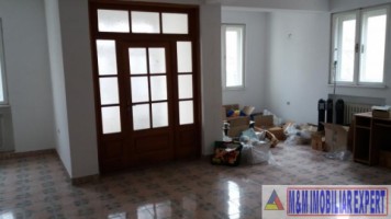 tepari-spatii-comerciale-340-mp-campulung-5