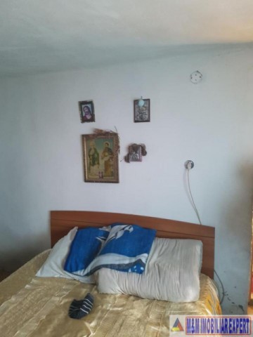 casa-musceleana-4-camere-teren-1600-mp-corbi-7