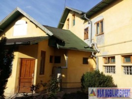 laborator-produse-de-patiserie-vila-15-camere-campulung