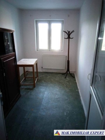 apartament-3-camere-cf-3-14-campulung-4