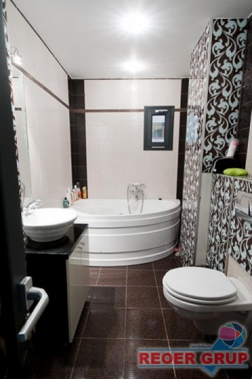 inchiriez-ap-2camere-de-lux-zona-republicii-1