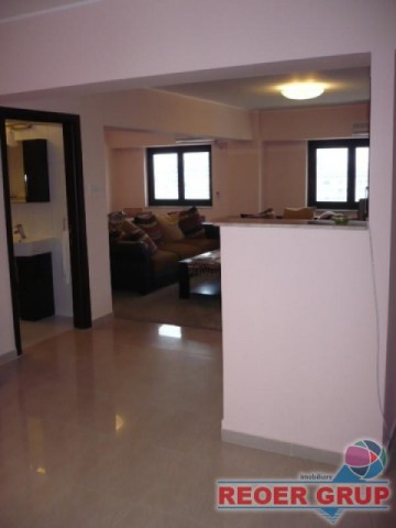 ultracentral-3-camere-modern-mobilat-si-utilat-8
