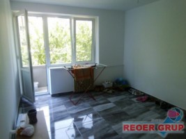 cina-2-camere-et14-total-renovat-2015
