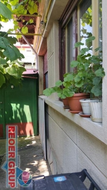 mbravu-zona-casa-3-cam-teren-157mp-la-55000-euro-2