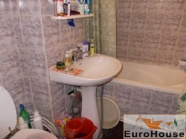 apartament-de-vanzare-3-camere-decomandat-cetate-9