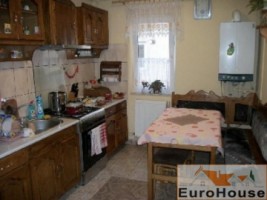 apartament-de-vanzare-3-camere-decomandat-centru-2