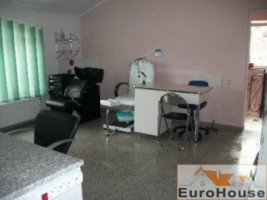 spatiu-de-inchiriat-destinat-activitatii-de-coafor-cosmetica-zona-cetate-3