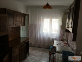 apartament-de-inchiriat-2-camere-cetate-2