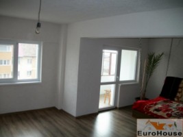 apartament-de-vanzare-4-camere-cetate-11