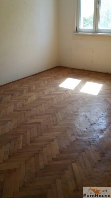 apartament-2-camere-de-vanzare-in-cugir-0