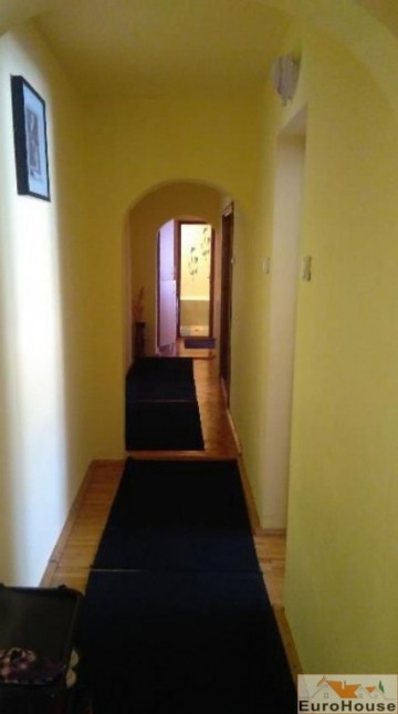 apartament-de-vanzare-3-camere-decomandat-1