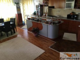 apartament-de-vanzare-3-camere-cu-scara-interioara-centru-3