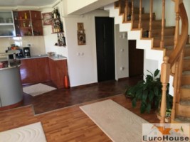 apartament-de-vanzare-3-camere-cu-scara-interioara-centru-4