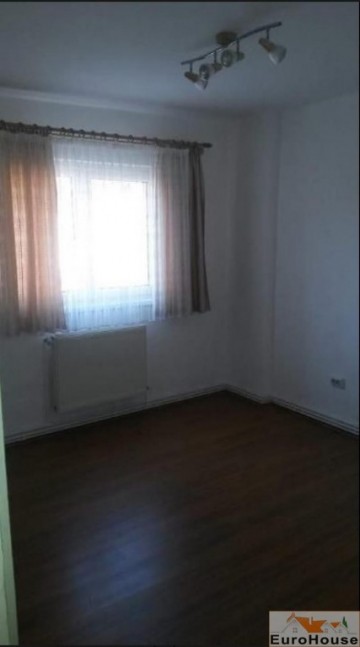 apartament-de-vanzare-3-camere-decomandat-4