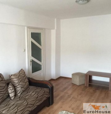 apartament-cu-2-camere-de-vanzare-decomandat-0