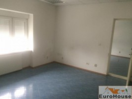 spatiu-de-inchiriat-in-centru-ideal-pentru-birouri