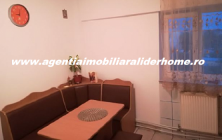 apartament-cu-4-camere-decomandat-zona-savenilor-0