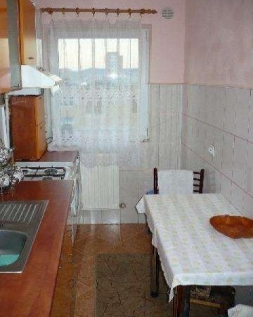 apartament-cu-3-camere-cetate-ultracentral-5