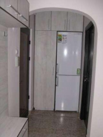 vand-apartament-4-camere-decomandat-finisat-ultracentral-in-zona-cetate-7