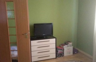 vand-apartament-cu-3-camere-in-zona-cetate-zona-piata-6