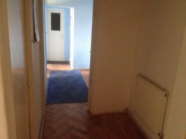 vand-apartament-3-camere-decomandat-in-cetate-zona-mercuret2-2