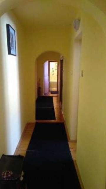 vand-apartament-3-camere-ampoi-1-4