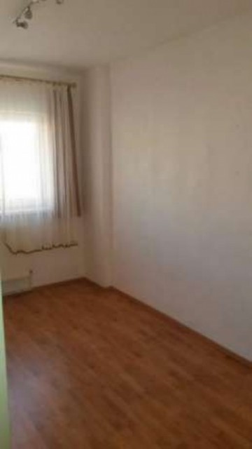 vand-apartament-cu-3-camere-decomandat-finisat-in-zona-ampoi-2-7